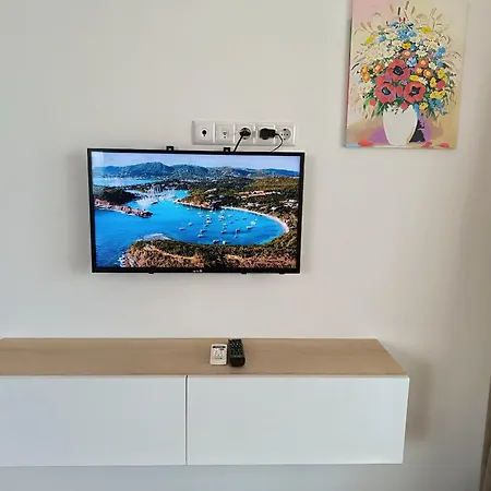 Apartment 10 улица македония 33